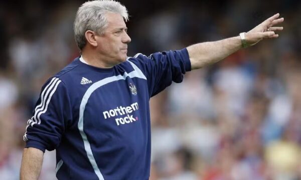 Kevin Keegan, bicampeão da Bola de Ouro e ex-jogador da Inglaterra, morre aos 75 anos