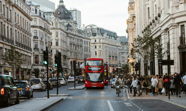 Bolsa de Londres aposta em ‘pregão da madrugada’ com início até 2027