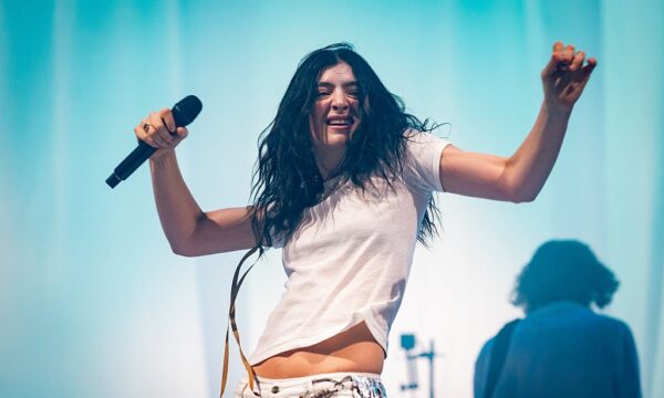 Lorde crítica Spotify por usar novo recurso de IA em suas músicas