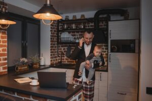 Quem é melhor na multitarefa? Estudo surpreende ao comparar homens e m