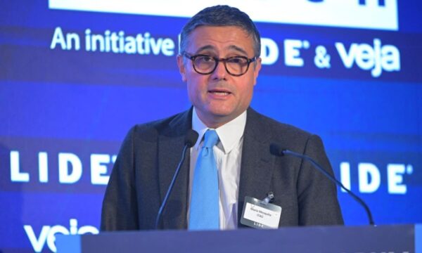 Achar bom crescimento de 2% do PIB no Brasil é ‘se contentar com pouco’, avalia Mario Mesquita
