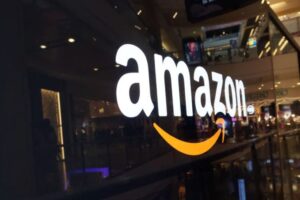 Amazon (AMZN) supera expectativa de lucro e ação sobe 8% no after hour