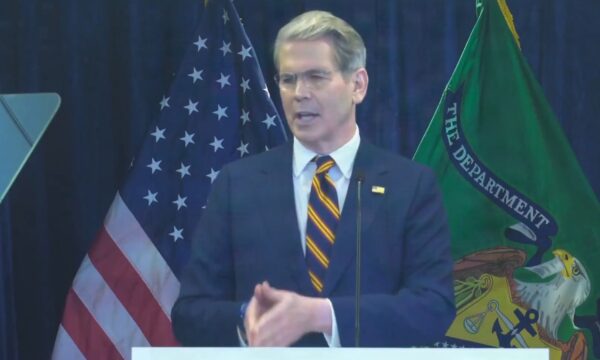 Governo americano congela US$ 130 milhões em criptomoedas do Irã