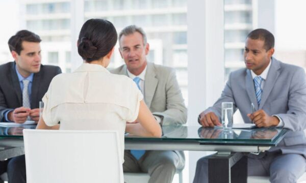 Empregadores falam que entrevistas com IA podem revelar candidatos que poderiam passar despercebidos