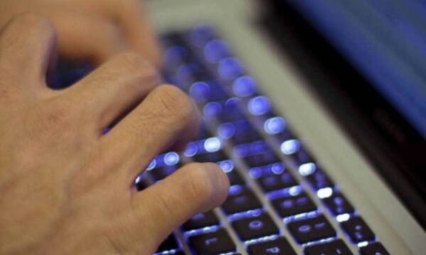 Treinamento online funciona? Estudo mostra quando aprendizado vira res