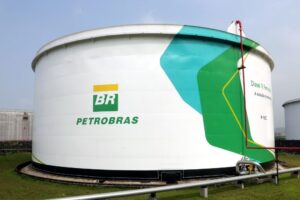 Petrobras (PETR4) recebe R$ 1,7 bilhão de nova parcela de subsídio ao