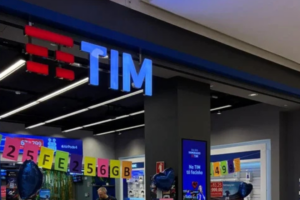 TIM (TIMS3) lucra R$ 1,04 bilhão no 2º trimestre, alta de 6,2%