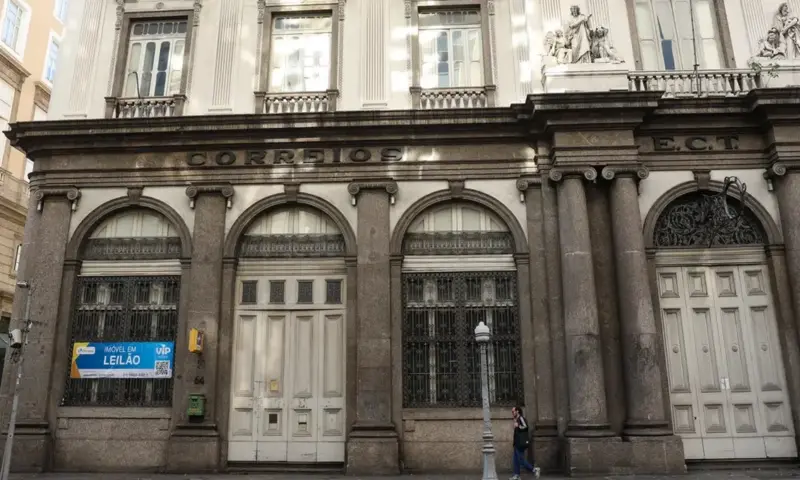 Inaugurado na época do Brasil Imperial, prédio histórico dos Correios