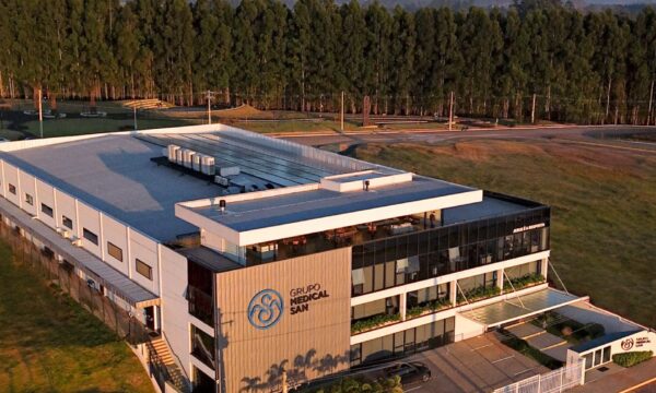 A máquina por trás do crescimento da Medical San