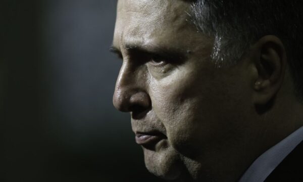 Eleições 2026: Garotinho troca de vice pela terceira vez na corrida ao