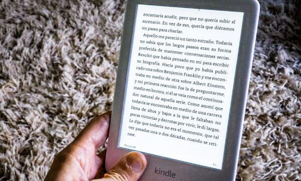 Como colocar livros no Kindle pelo PC (USB e Internet) passo a passo