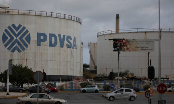 Trump anuncia acordo que garante aos EUA controle de mais de 65 bilhões de barris de petróleo em reservas da Venezuela
