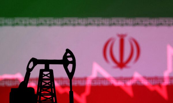 Oferta de petróleo do Irã à China cai com impacto de bloqueio naval dos EUA