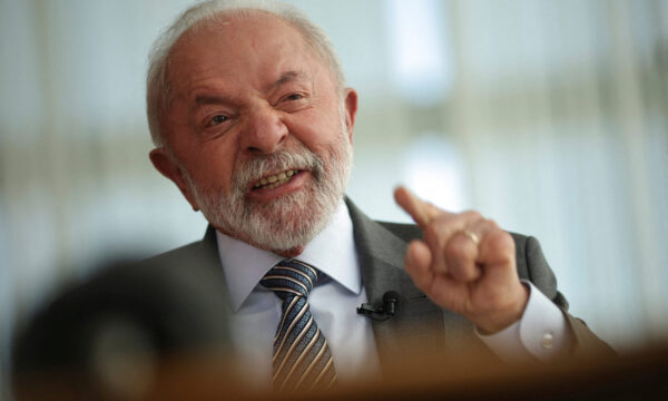 Em almoço, Lula pede a Motta e Alcolumbre pauta de votação com fim da