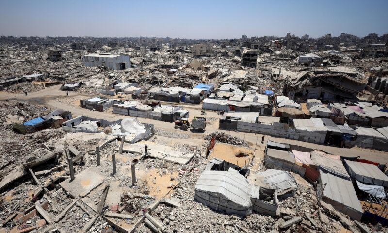 Bombardeiros de Israel matam quatro palestinos e destroem hospital em Gaza