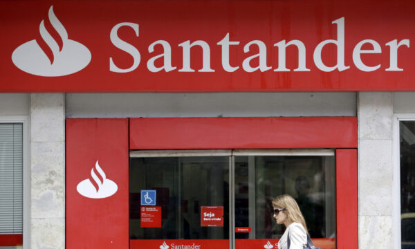 Santander (SABN11): UBS BB rebaixa recomendação para neutra e corta R$