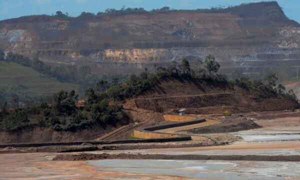 Mariana (MG) e mais 18 cidades aderem a acordo de reparação por rompimento de barragem da Samarco