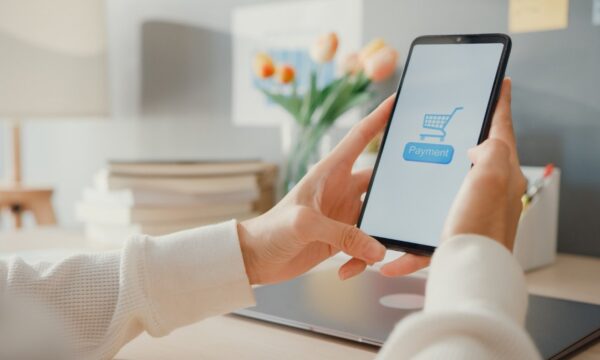 Visa: programabilidade do blockchain vai facilitar o comércio via IA