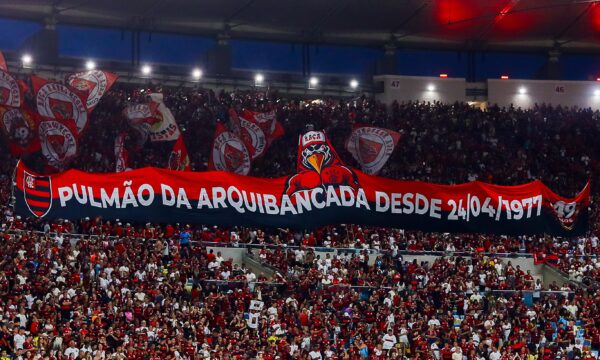 Com público recorde, Flamengo ultrapassa 1 milhão de torcedores como m
