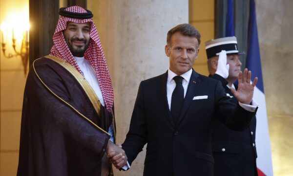 Por que França e Arábia Saudita assinaram acordo bilionário para criar parque do Dragon Ball