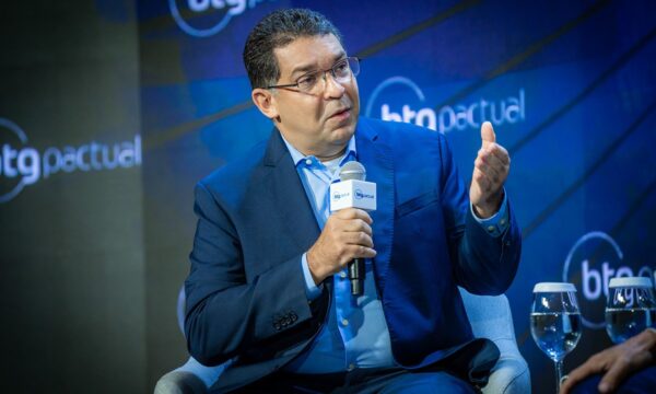 ‘Não vai funcionar aumentar carga tributária, é preciso controlar gasto’, diz Mansueto