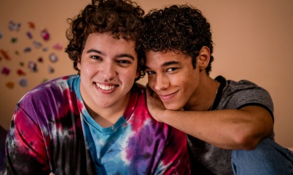 ‘Quinze Dias’: adaptação do best-seller de Vitor Martins chega à Netfl