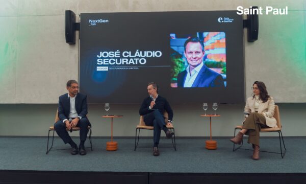 Antes de escolher a faculdade, esses jovens já tiveram aula prática exclusiva de valuation com o BTG