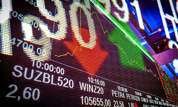 Ibovespa tem 8ª queda seguida, sequência vista apenas 7 vezes em mais