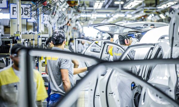 Toyota e Honda entram na mira do tarifaço de Trump contra o Canadá