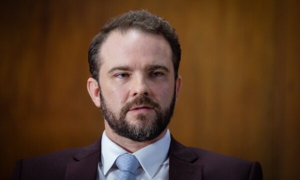 Durigan diz que MP do fim da Taxa das Blusinhas é prioridade do governo