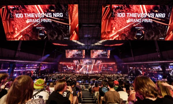 EWC 2026 entra na última semana; brasileiros disputam título no Counter-Strike 2