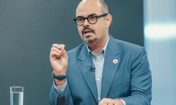 ‘Vamos vender quando o preço estiver alto’, diz governador de Minas sobre os 5% da Copasa