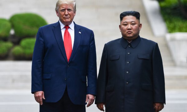 Trump quer voltar a negociar com Kim Jong-un — mas o jogo agora é outr