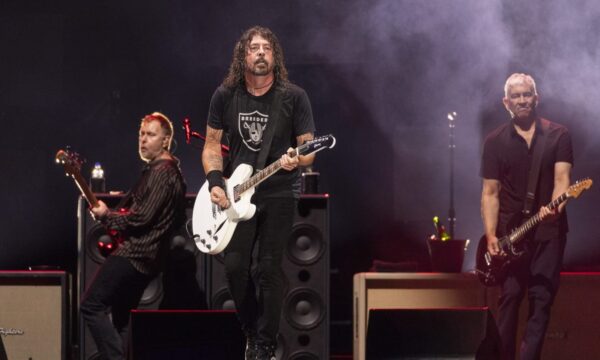 Ingressos para shows do Foo Fighters: pré-venda abre hoje; veja preços