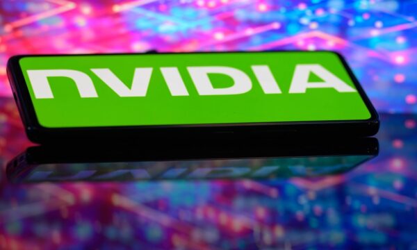 Ação da Nvidia está barata? Trajetória da Apple mostra como isso pode