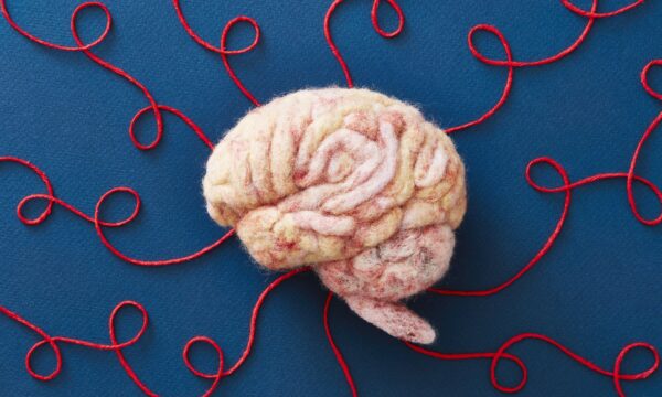 Novo ‘ritmo cerebral’ pode tornar tratamento do Parkinson mais preciso