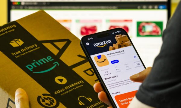 Morgan Stanley vê ação da Amazon chegando a US$ 500 com avanço da IA