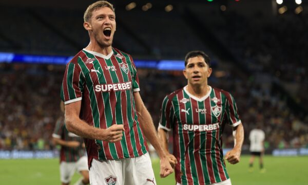 Fluminense vira contra o Palmeiras no Maracanã em jogo pelo Brasileirão