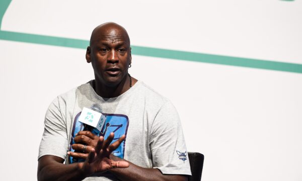 Ferrari de Michael Jordan desapareceu por duas décadas; agora, pode va