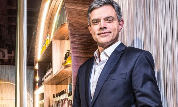 ‘Sigo confiante’, diz João Paulo Ferreira em carta de despedida da Nat