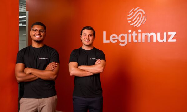 Aos 18 anos, eles criaram uma startup antifraude que hoje fatura R$ 10