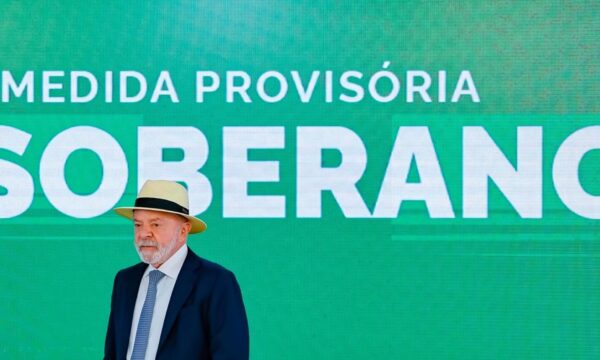 Pesquisa Vox Brasil: desaprovação de Lula chega a 53,3%, maior nível do ano