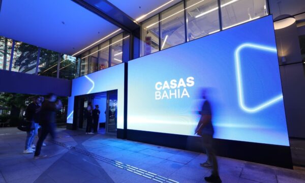 Justiça concede tutela de urgência parcial em pedido de RJ da Casas Ba