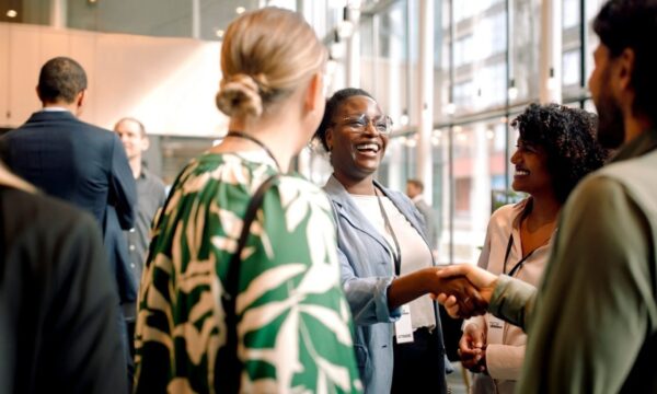 Evento gratuito mostra tendências de IA e gestão de contratos para a r