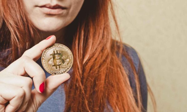 Mulheres ocupam 100% dos palcos e ajudam a conduzir debates centrais sobre o futuro das finanças digitais