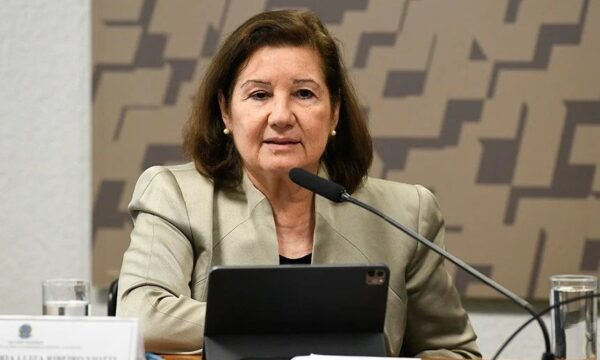 Visto da embaixadora brasileira nos EUA é revogado pelo Departamento d