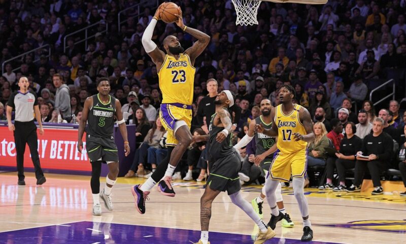 Ex-CEO da Disney e fundador da Thrive Capital compram Los Angeles Lakers por mais de US$ 12 bi, diz TV