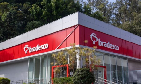 Aumento de capital bilionário do Bradesco, o adeus do Santander e os dividendos da Vale; veja as mais lidas da semana