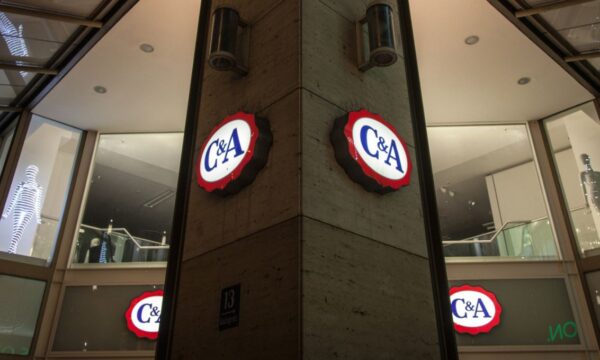 C&A (CEAB3) na liquidação? Ação pode quase dobrar de preço, calcula Sa