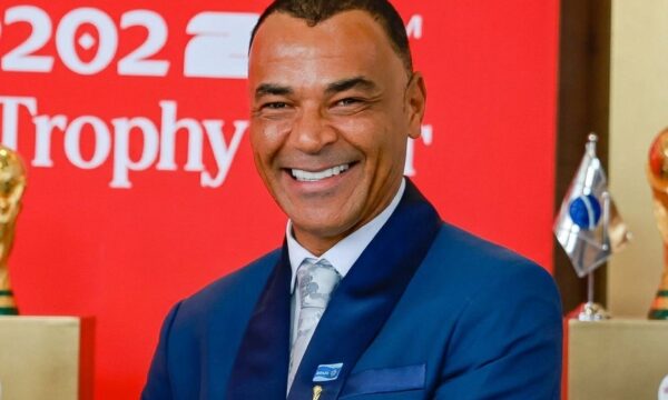 Cafu elogia Gianni Infantino e Fifa em meio a polêmicas: ‘Nossas opini